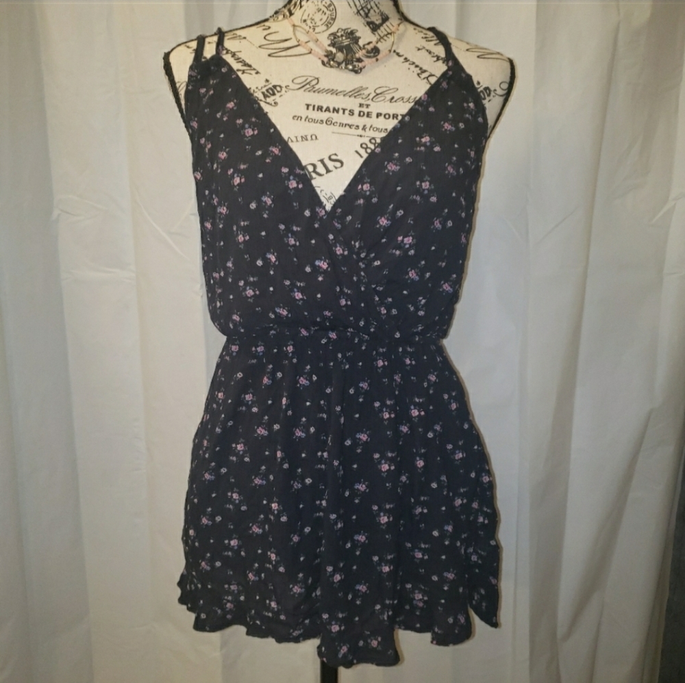 Romper - Picture 5 of 5